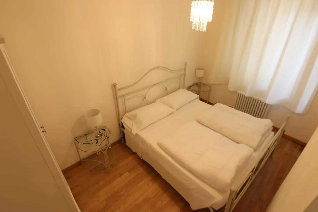 מאלצ'סינה Hotel San Marco