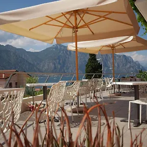 Peler Hotel
