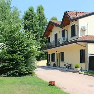 https://villa-giglio-arsago-seprio.it-lombardy.com